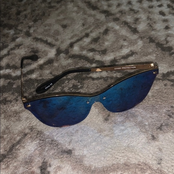 7 SUNGLASSES 😎 - Picture 4 of 8